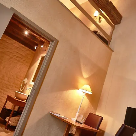 Hotel La Grappe D'or 4*