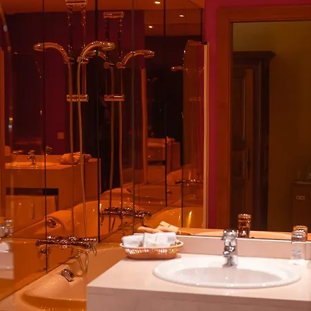 Hotel La Grappe D'or